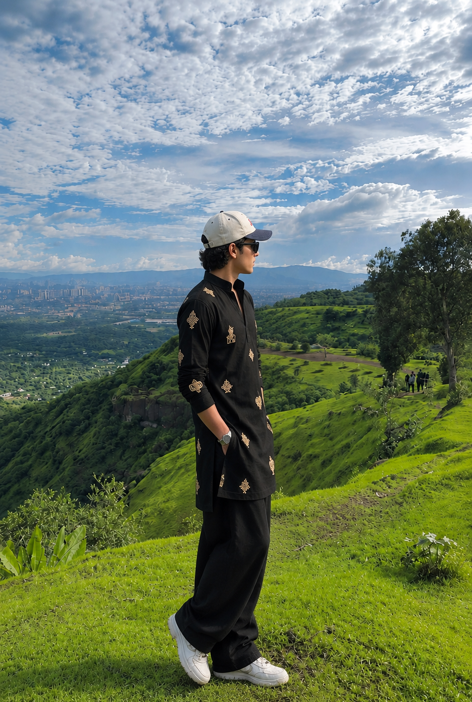 Black Rajarani Kurta with Embroidery Work