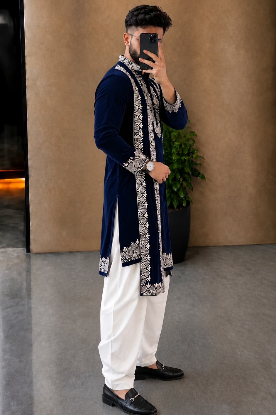 Black Kurta Cream Pyjama & Dupatta Embroidery