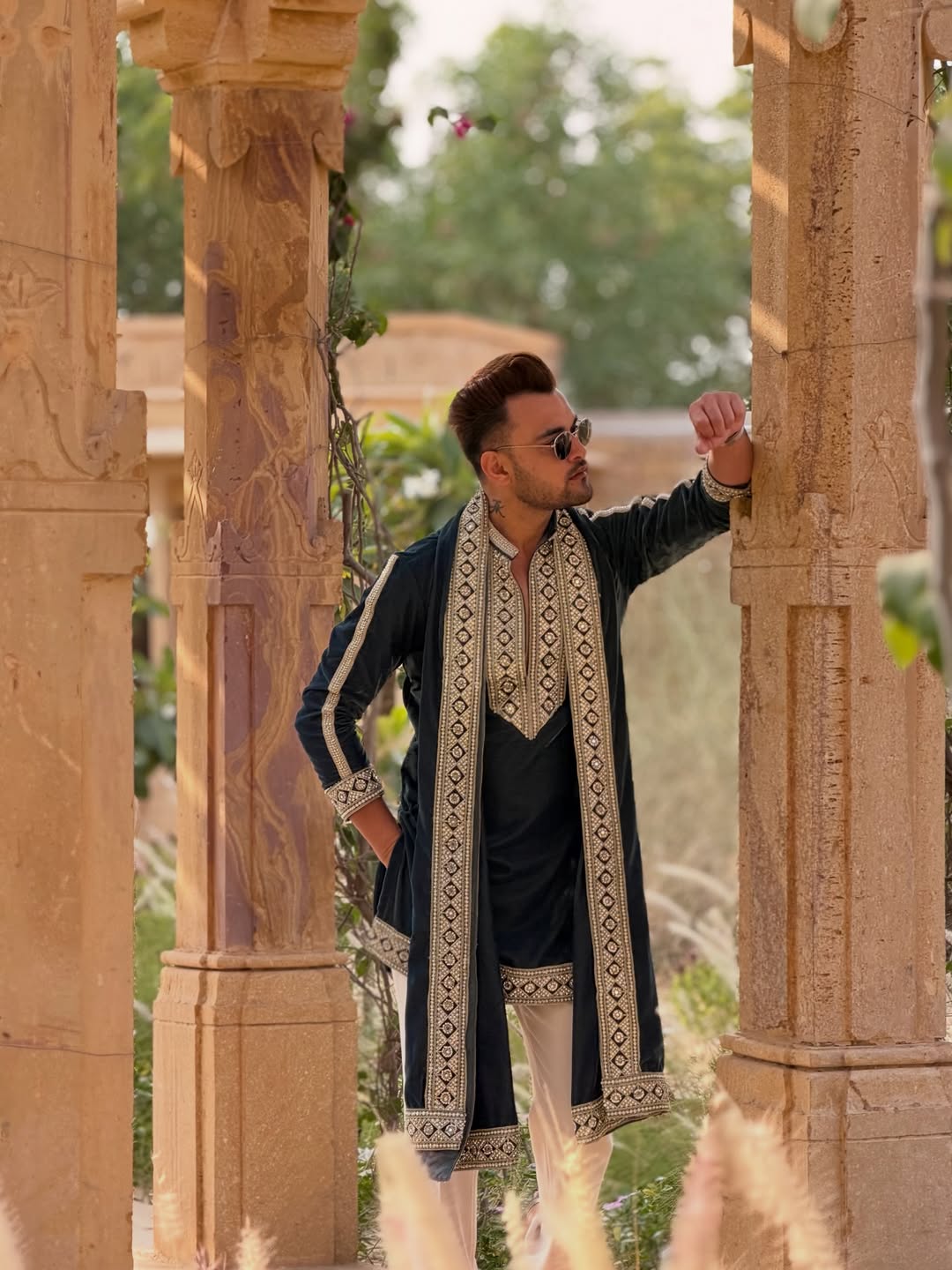 Neavy Blue Kurta Set With Dupatta Embroidery Work
